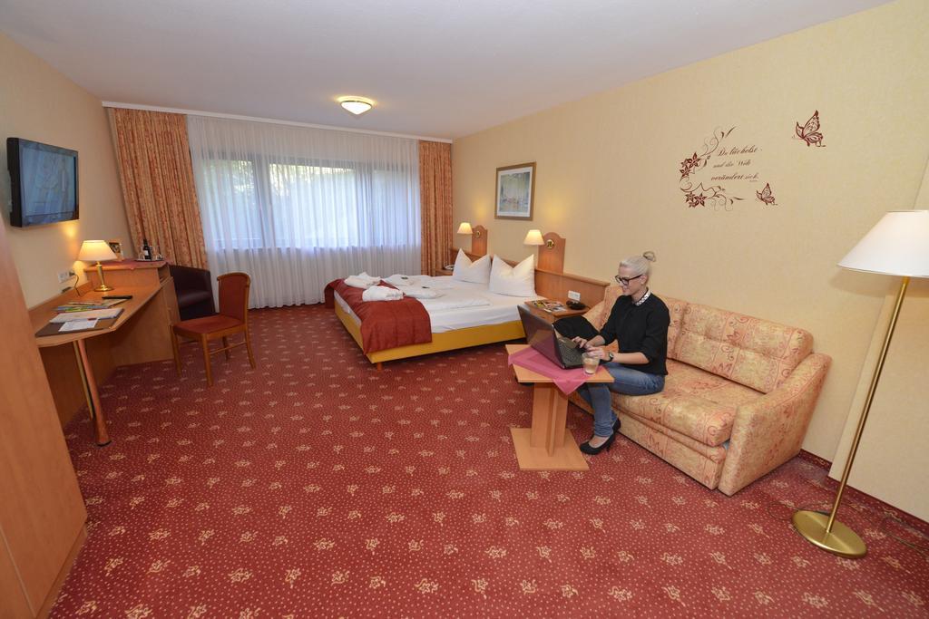 Hotel Die Kleine Blume Erfweiler Luaran gambar