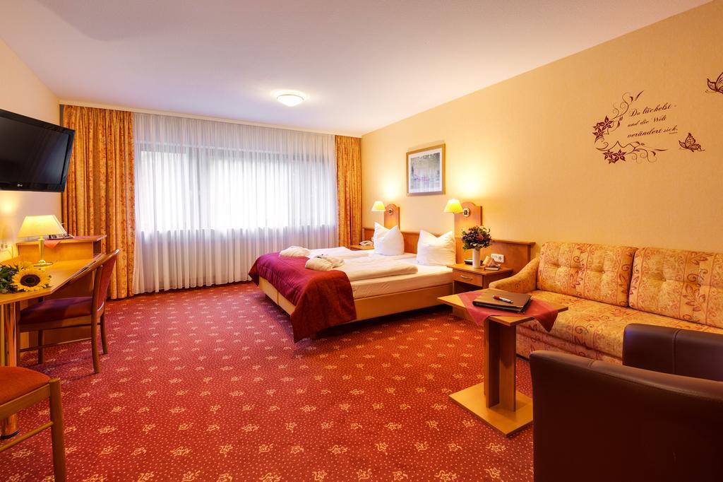 Hotel Die Kleine Blume Erfweiler Luaran gambar