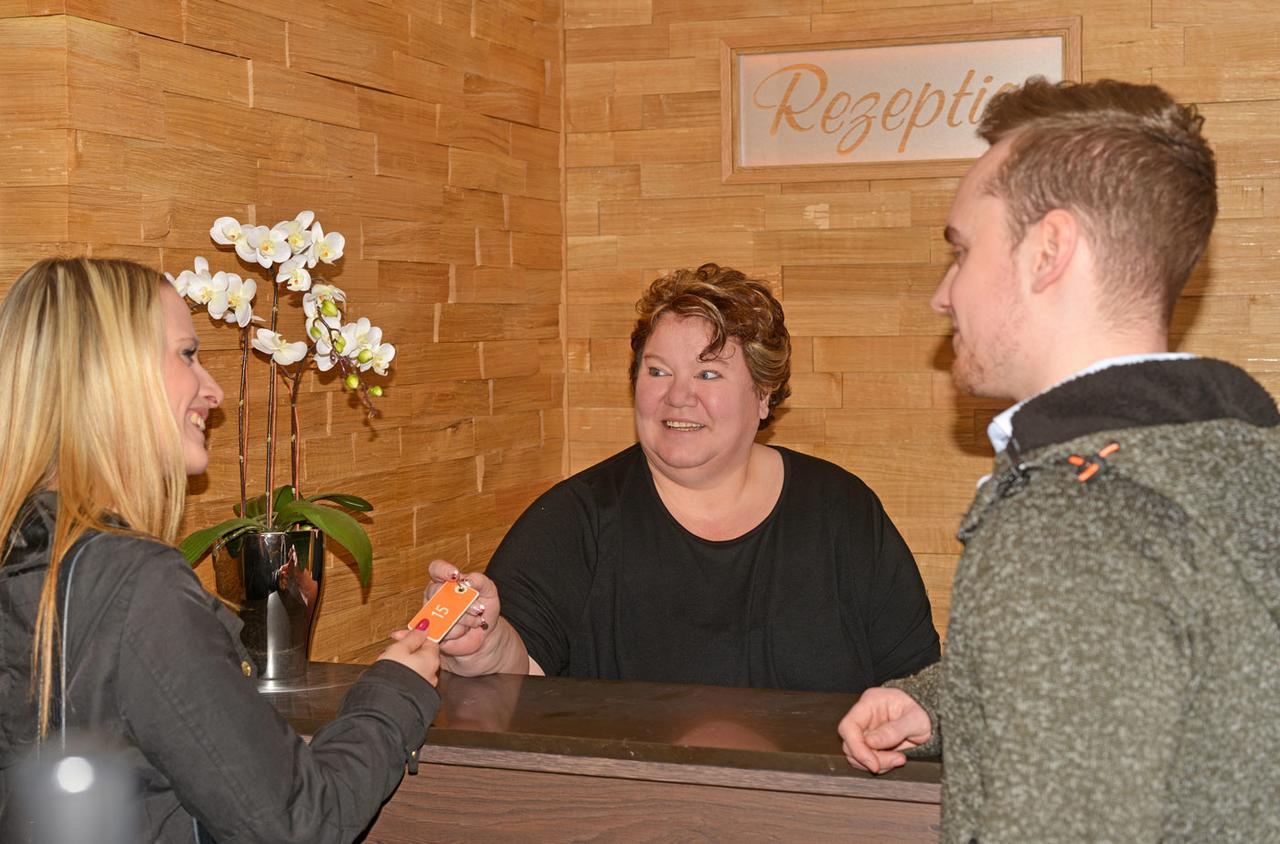 Hotel Die Kleine Blume Erfweiler Luaran gambar